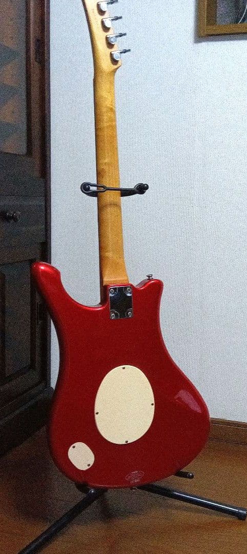 ヤマハエレキギターSGV300