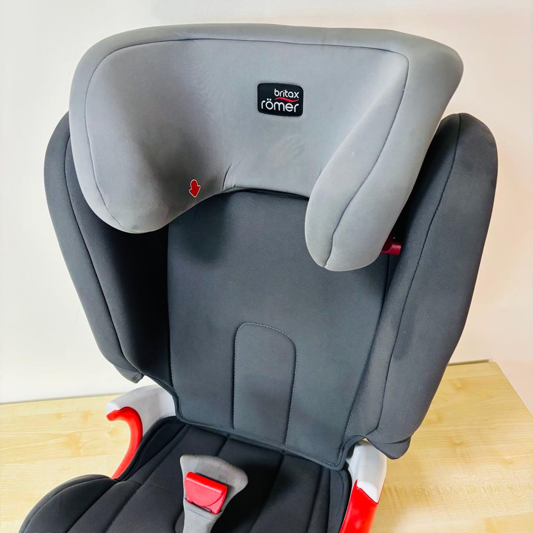 ブリタックス・レーマー KIDFIX II XP ジュニアシート