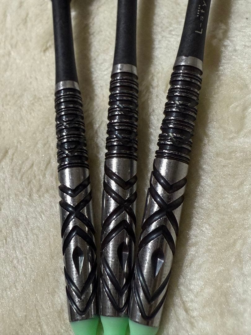 ダーツ5セット.アルミケース.全知全能