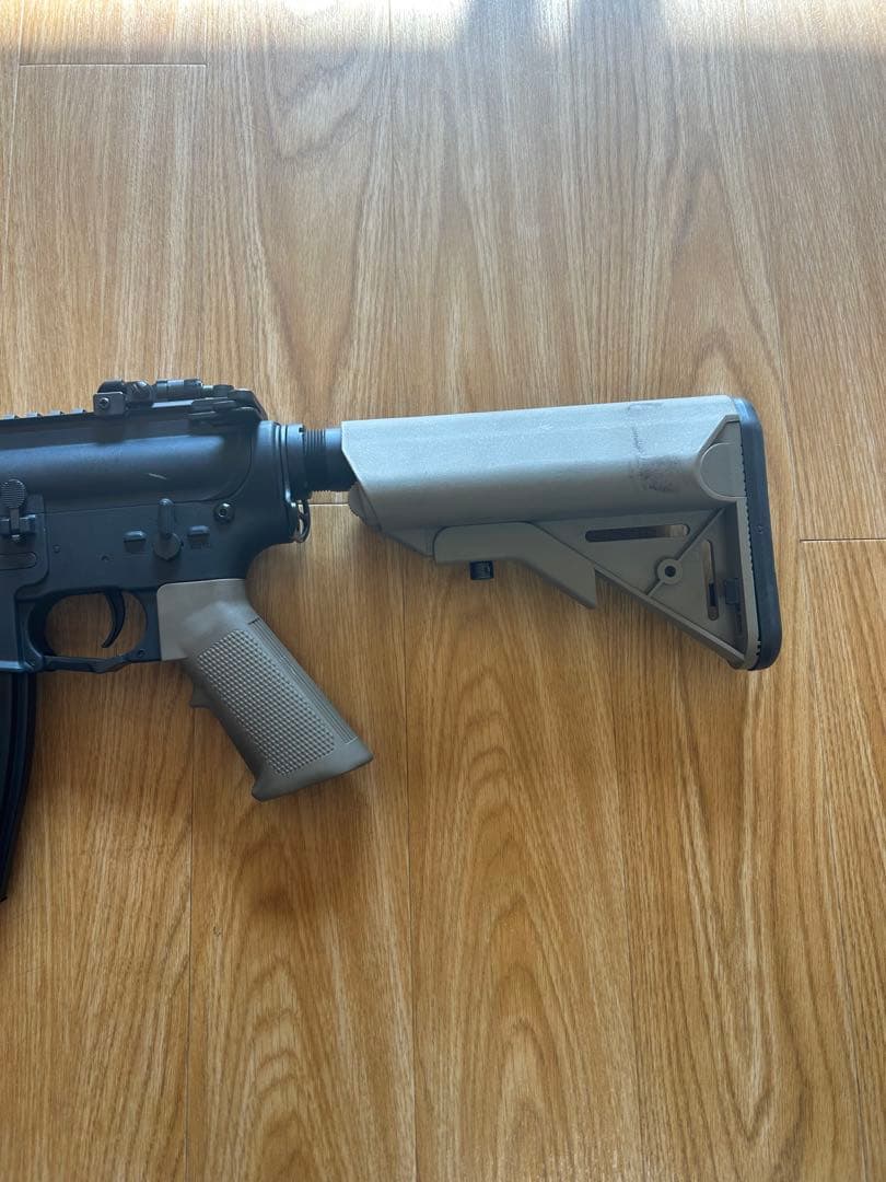 電動エアガン ブラック/グレー　SR-16-5.56mm