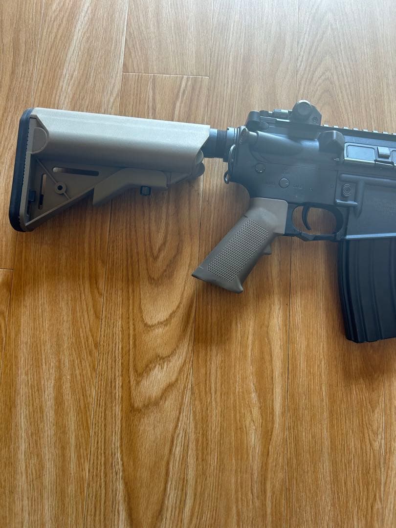 電動エアガン ブラック/グレー SR-16-5.56mm