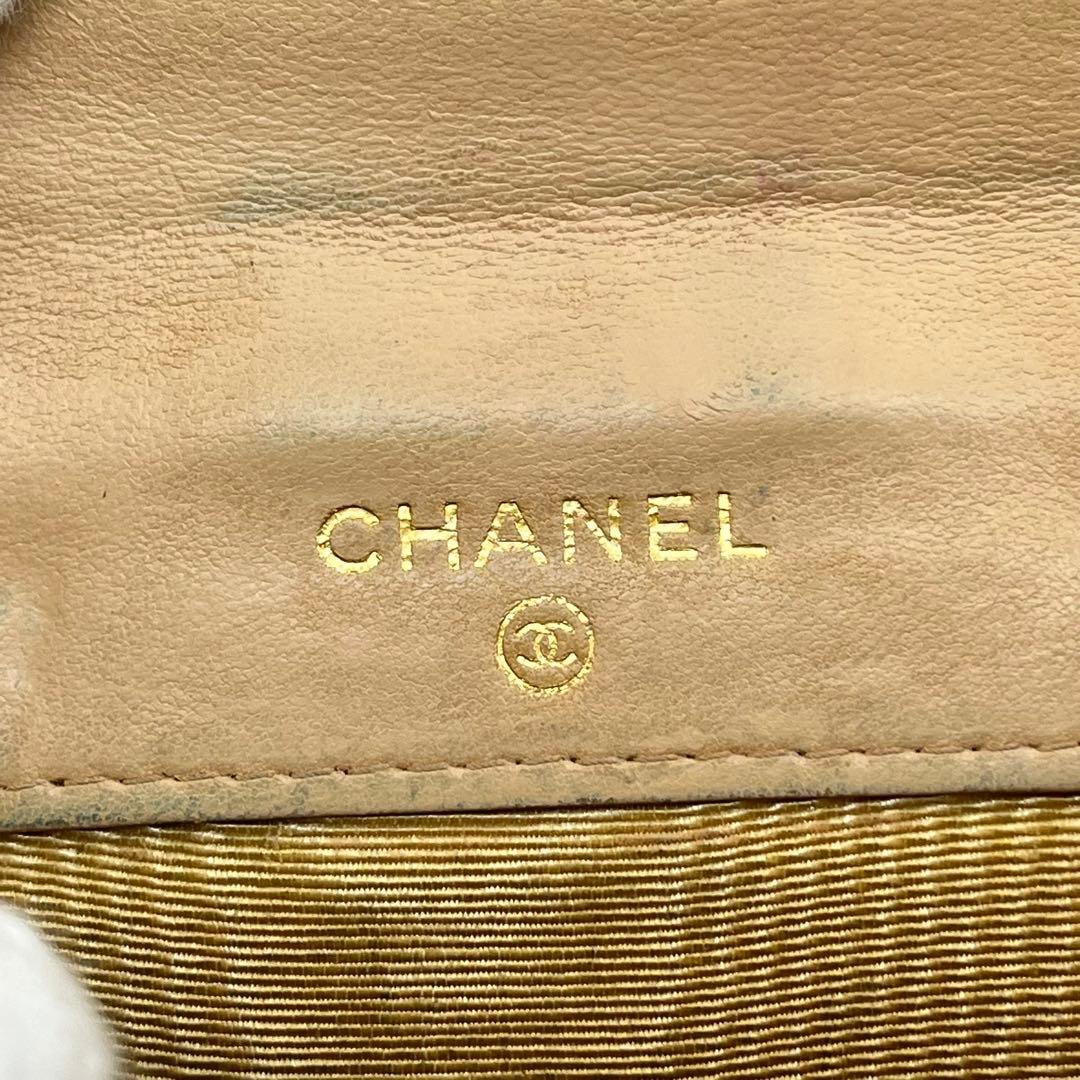 シャネル 二つ折り財布 ココマーク キャビアスキン Wホック レザー ベージュ
