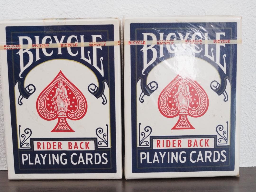 超レアトランプ類税証紙 新品未開封のBicycle RIDER 2個セット