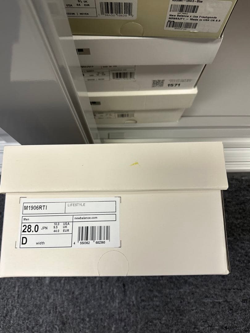 銀製銀製杯玉虫色PAMPALONI製非売品silver 銀製 銀製杯 玉虫色