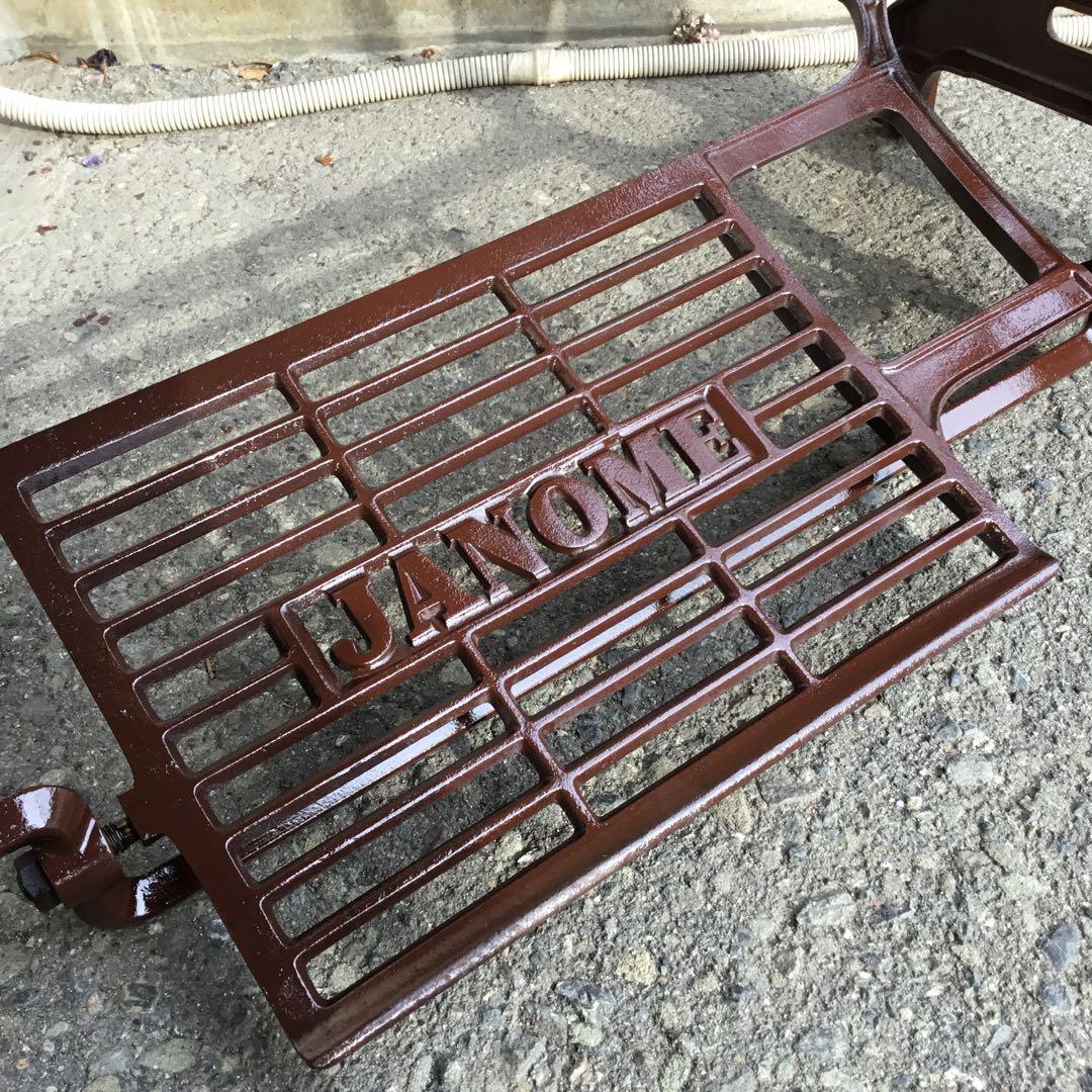 JACK様専用 ジャノメ職業用足踏みミシン鉄脚 大型 テーブルに！ JACK様専用