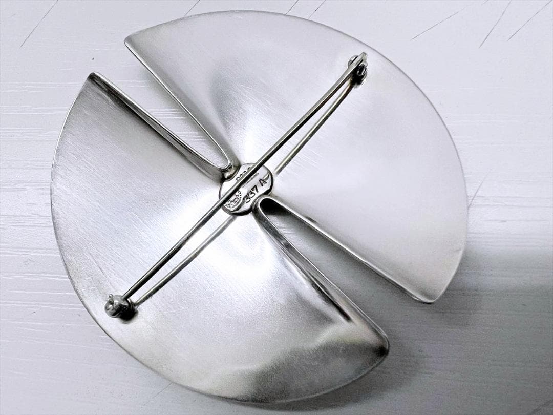Georg Jensen ジョージジェンセン 337 ブローチ SV925 - メルカリ