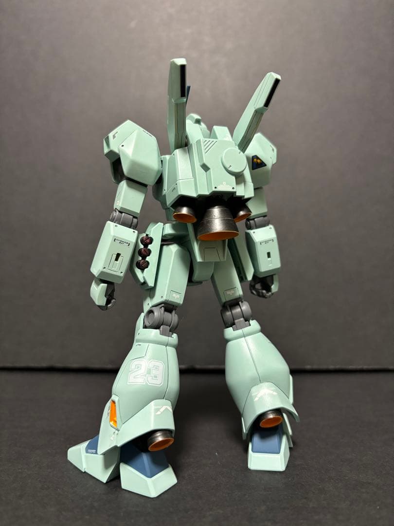 HGUC  ジェガン ガンプラ完成品　アクシズショック　ジェガン