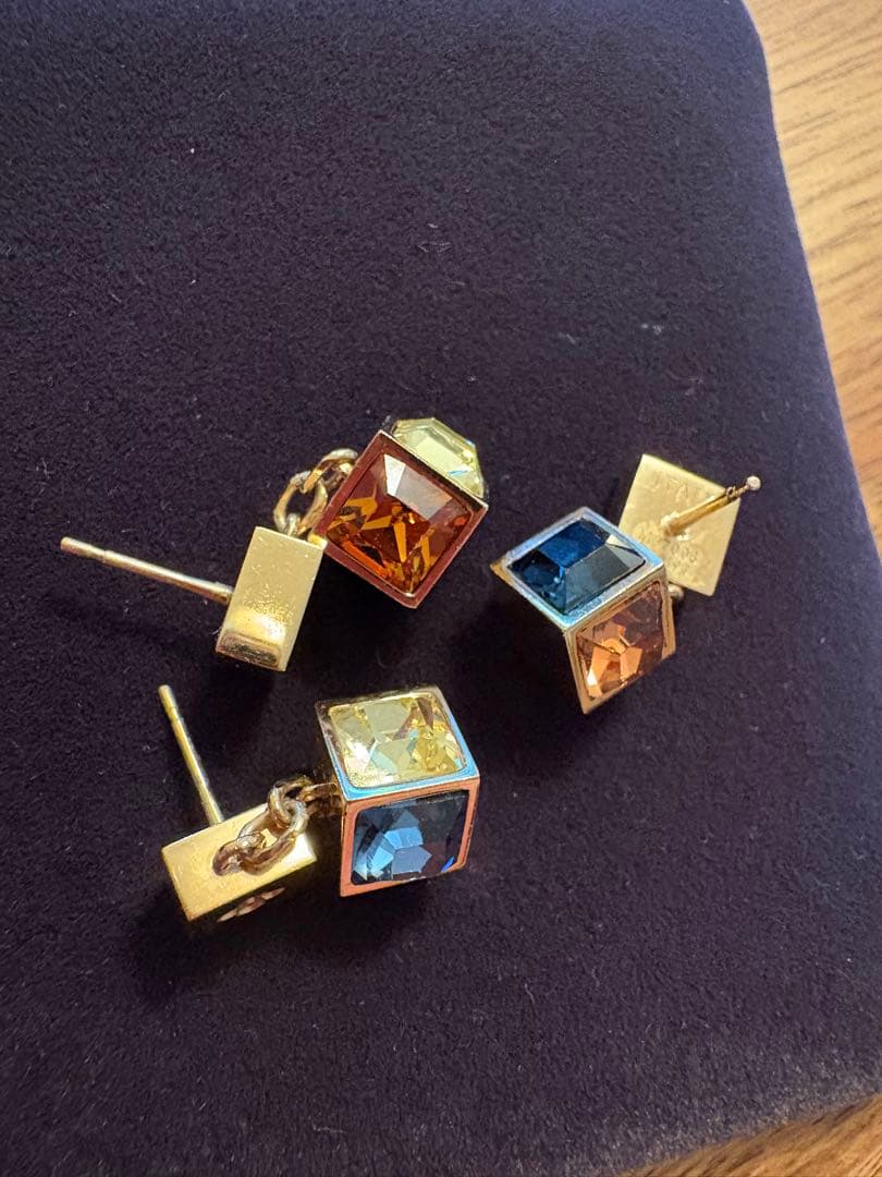 ルイヴィトン ブークルドレイユ ギャンブル キューブピアス3点