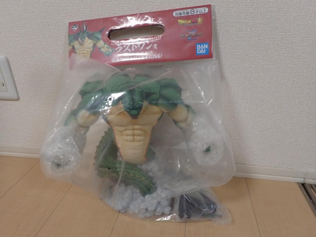 一番くじ　ラストワン賞　ポルンガフィギュア