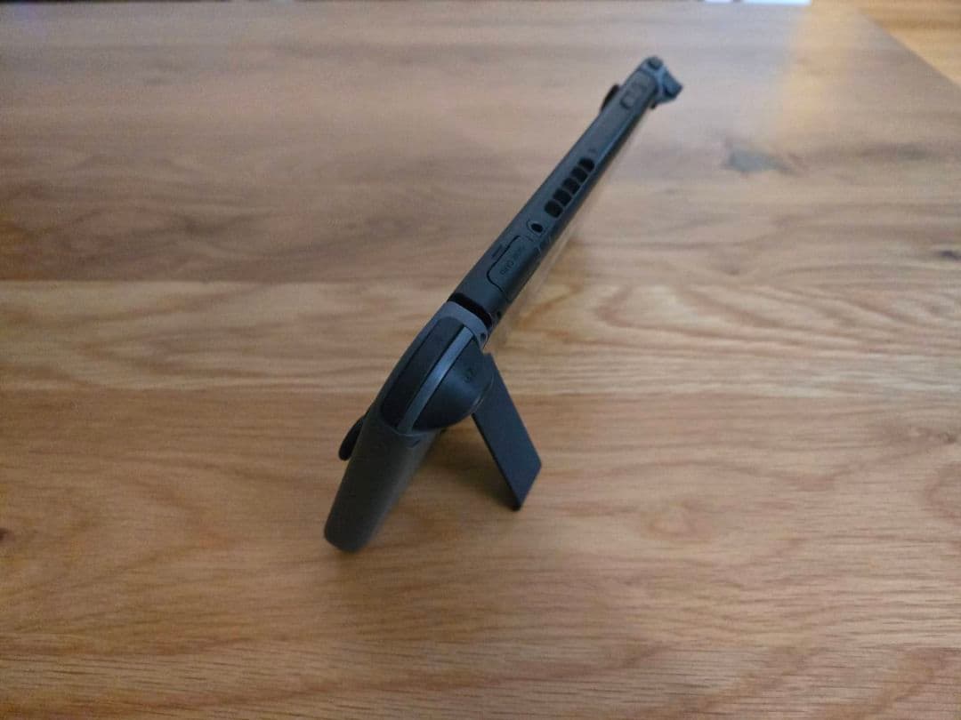 Nintendo Switch 本体(Joy-Conグレー) セミハードケース付