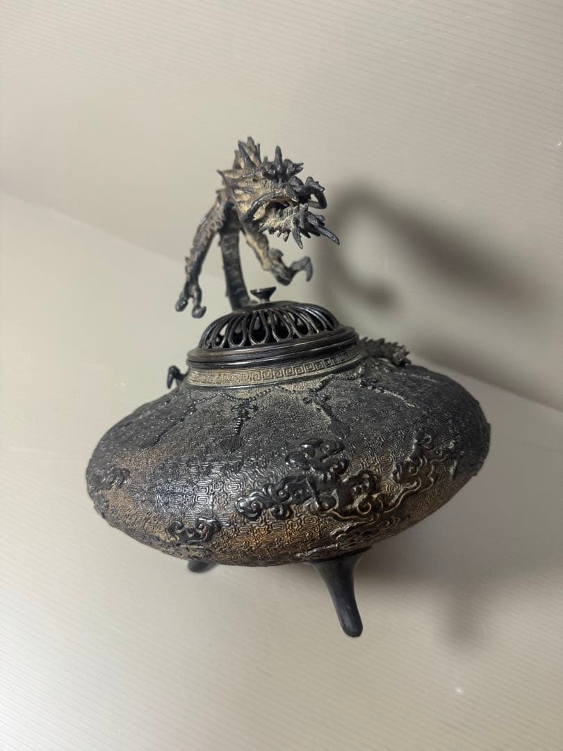 2069 高岡銅器　金工師 米田秀保 造  蝋型鋳銅 立龍提手 瓔珞雲図 香炉