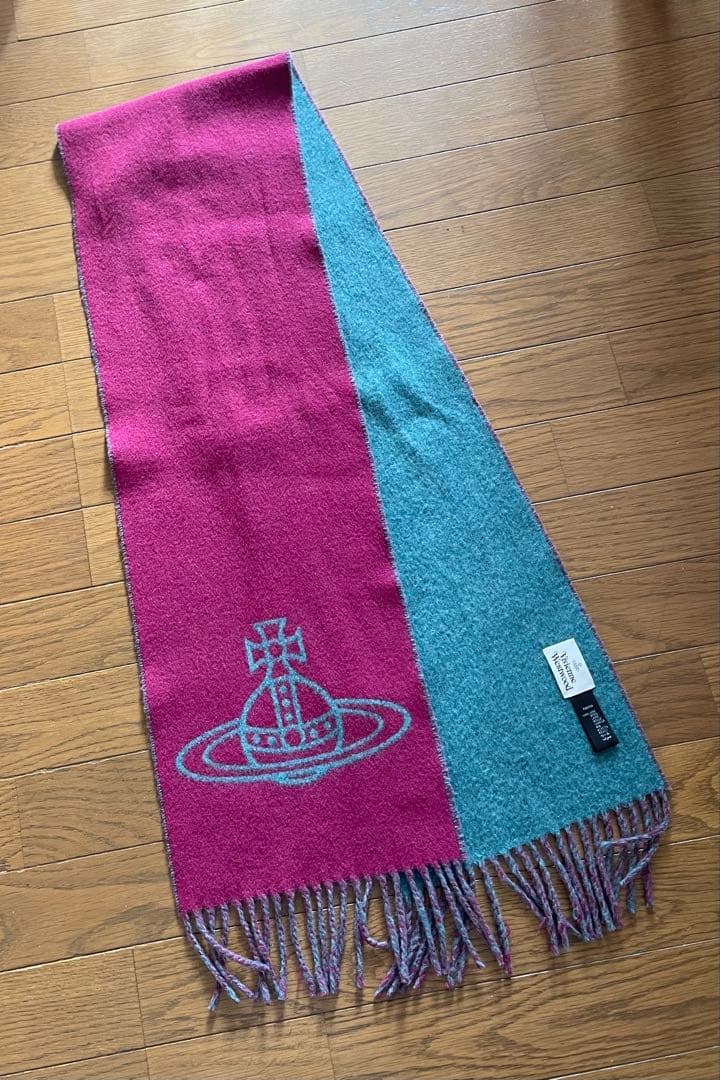 Moさま　専用Vivienne Westwood マフラー　リバーシブル　美品 Vivienne Westwood（ヴィヴィアンウエストウッド） マフラー
