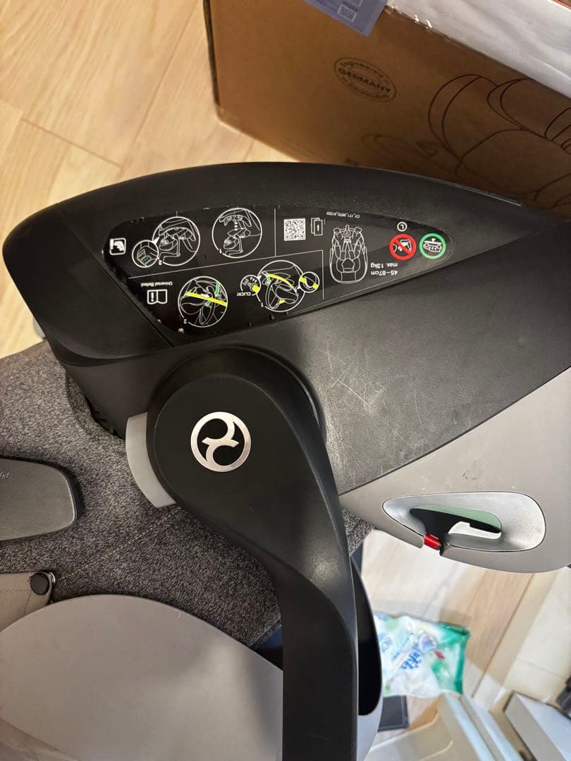 Cybex CLOUDT i-SIZE BASE T ベビーシート グレー