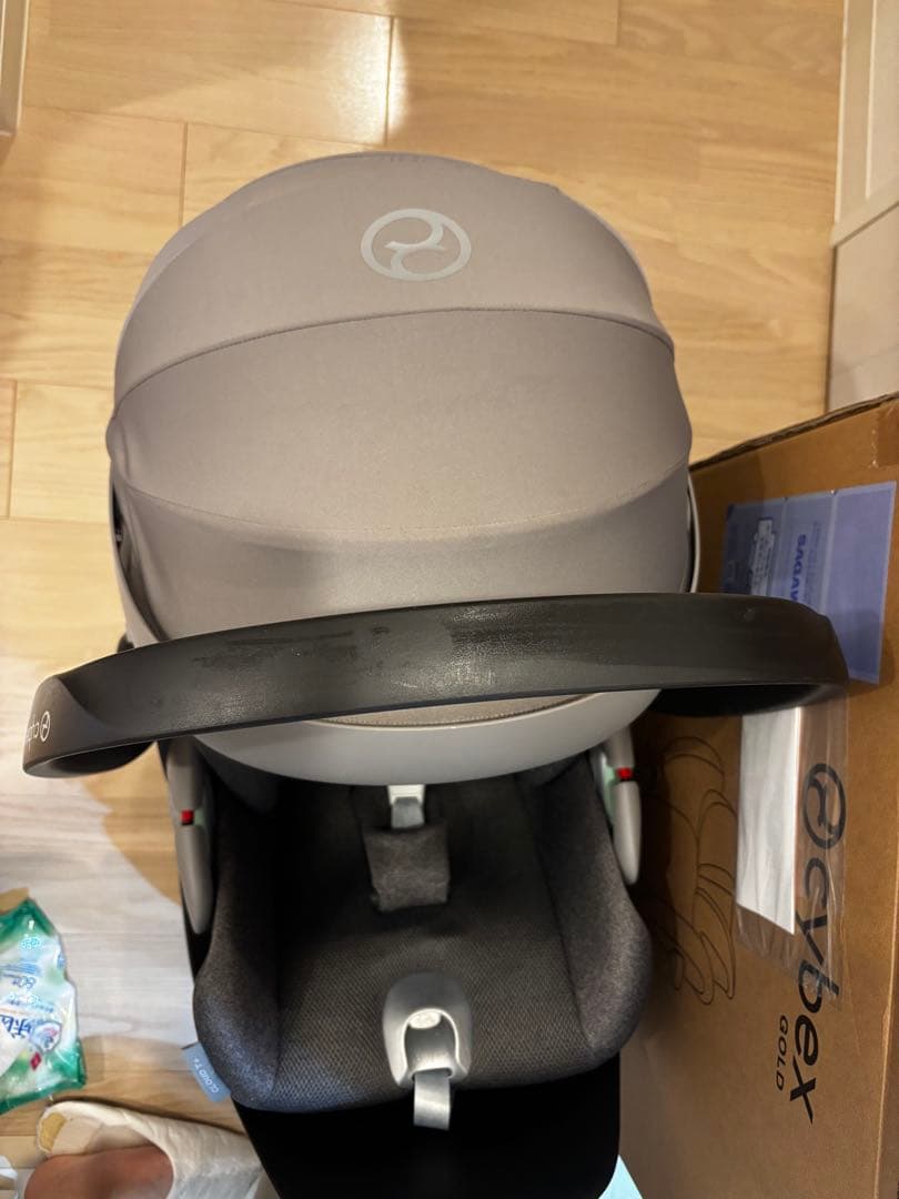 Cybex CLOUDT i-SIZE BASE T ベビーシート グレー