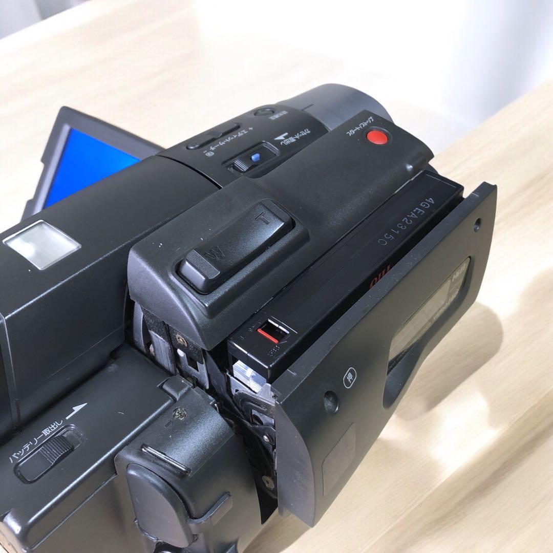 【希少】SONY 液晶Hi8/8ミリビデオカメラ・CCD-TRV90 おまけ付き