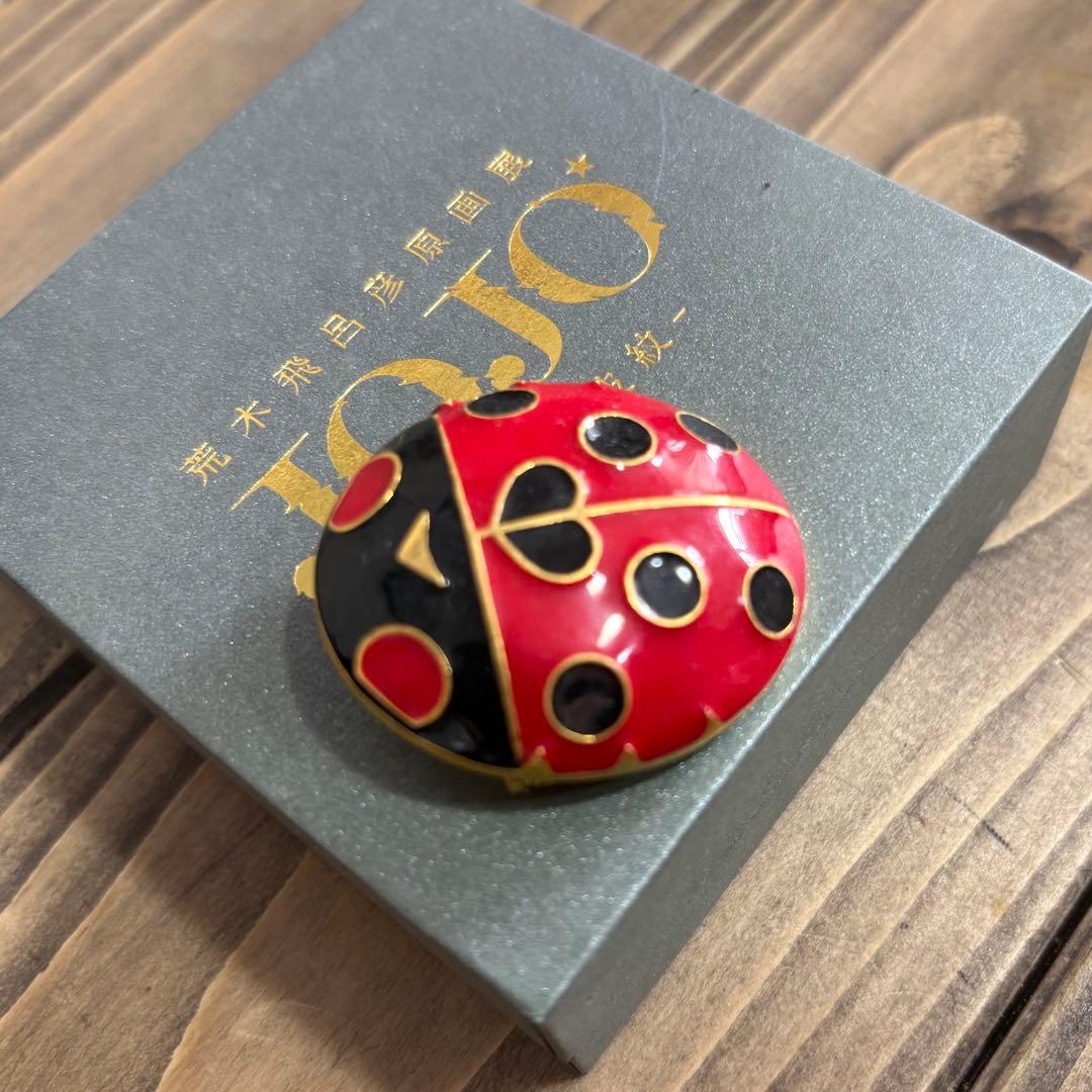 ジョルノ てんとう虫 ブローチ 美品 ジョジョ展 ジョジョ 原画展 限定