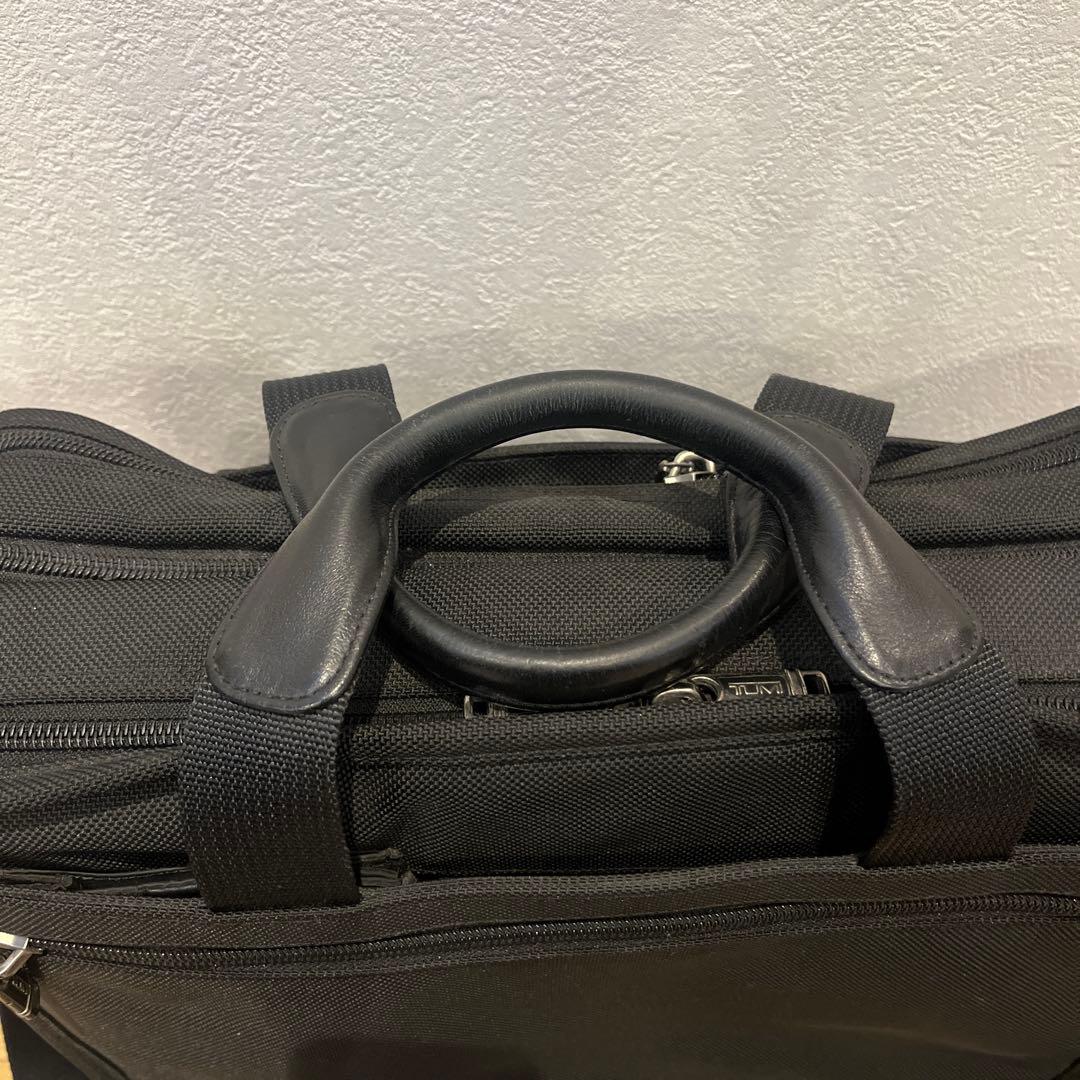 TUMI ブラック gen4.4 エクスペンダブル オーガナイザー ブリーフ