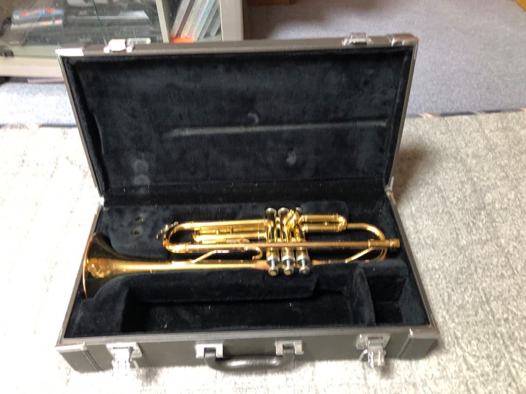 管楽器・吹奏楽器 YAMAHA YTR1335 ヤマハ | YTR-1335(1997年発売) - B♭ トランペット - 概要