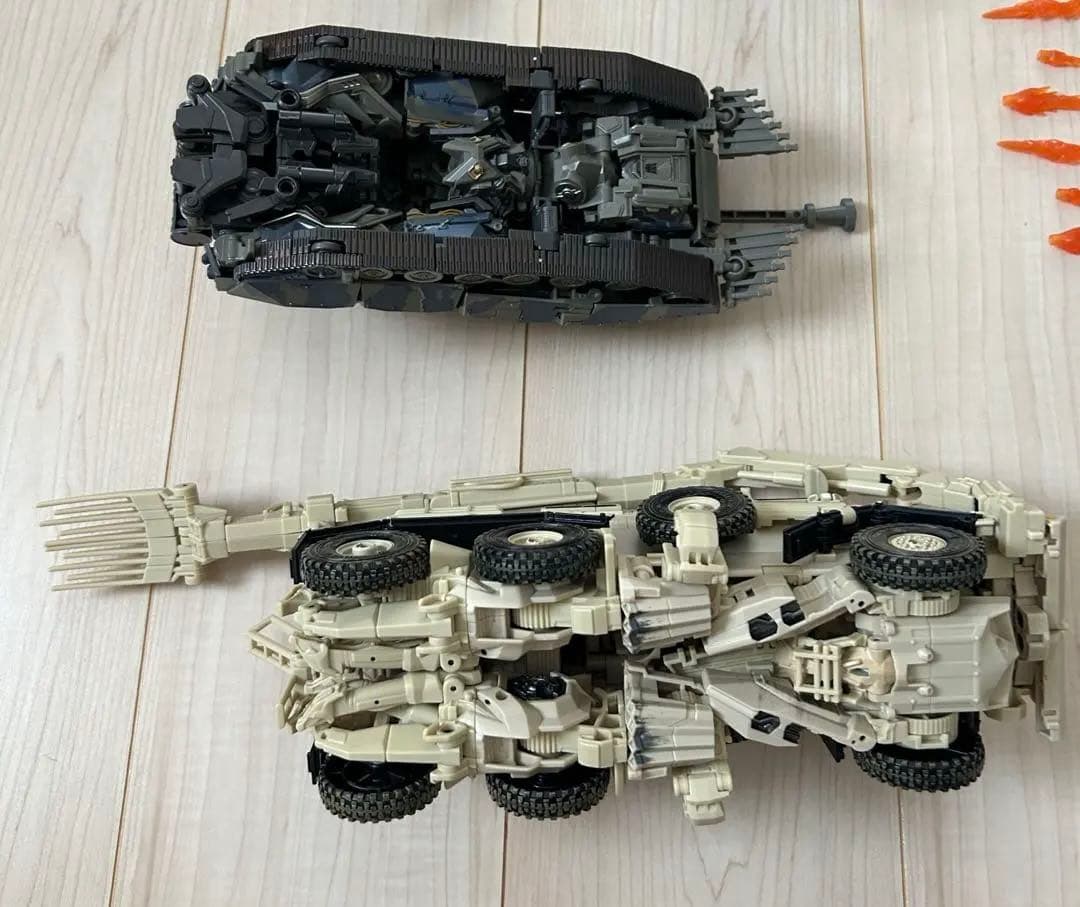 トランスフォーマー mpm ブロウル、スタースクリーム 、ボーンクラッシャー