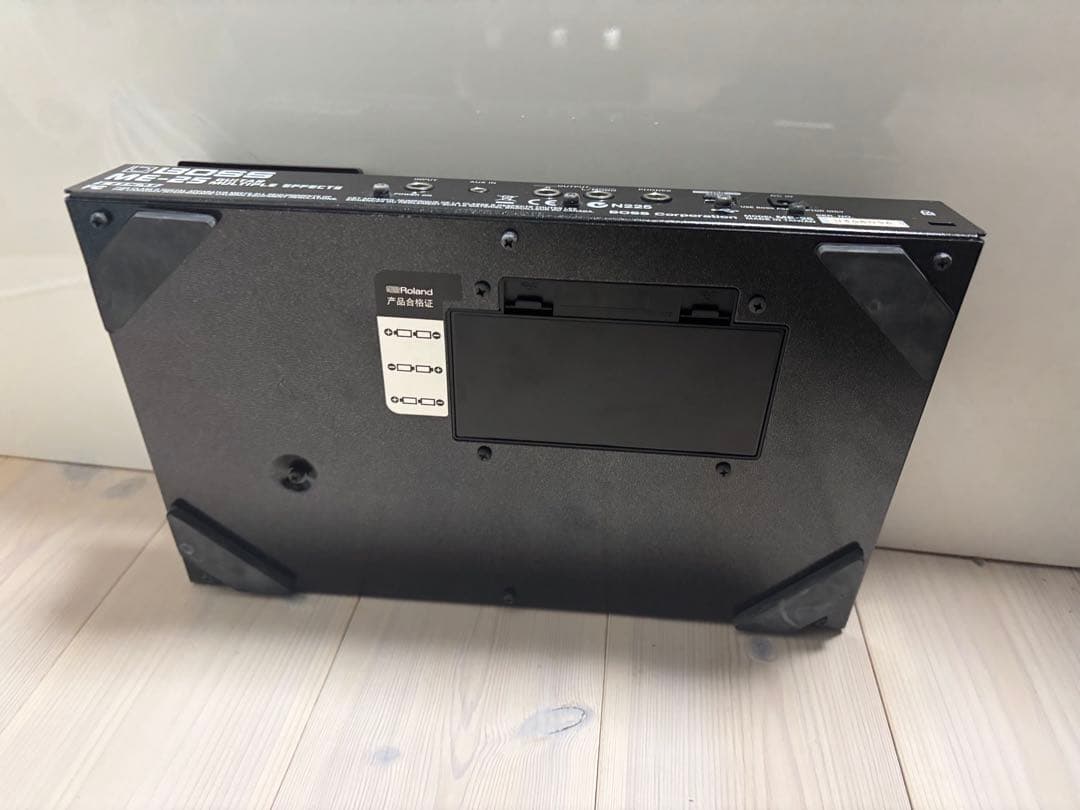 BOSS ME 25　マルチエフェクター　初心者の方やお部屋での練習の方に！