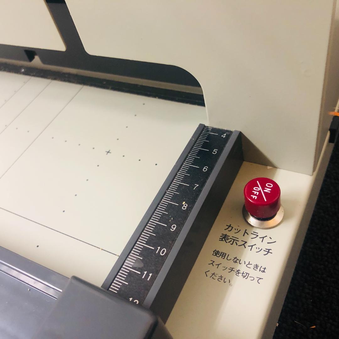 送料無料】PLUS 手動断裁機 PK-512の通販はau PAY マーケット - 輸入