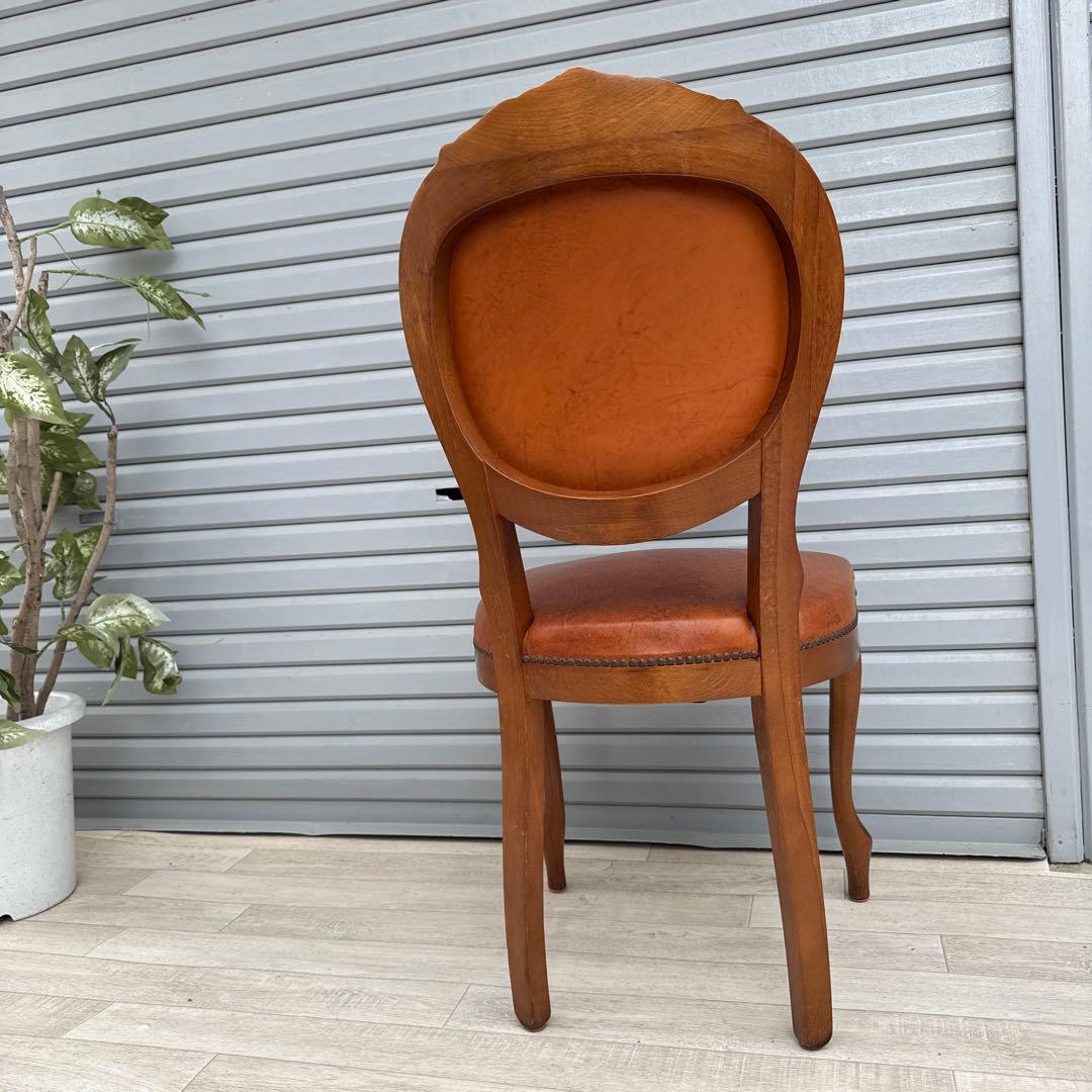 展示品 イタリア製 ハイバックチェア 鋲打ちロココ様式 彫刻 猫脚 ①