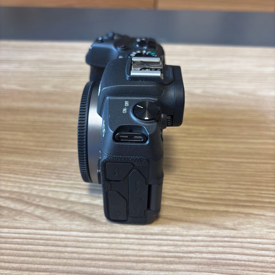 natto様 [美品]Canon EOS RP フルフレーム本体の通販はau PAY