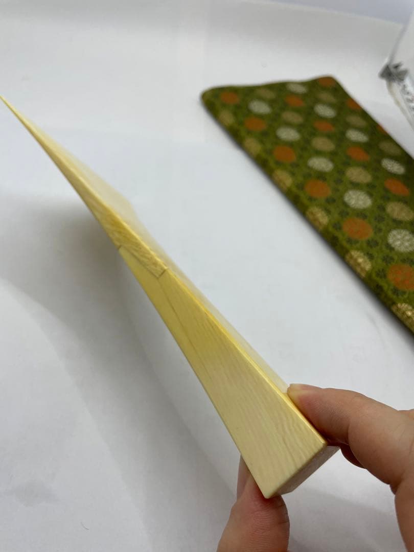 天然素材　バチ　重さ約　111g