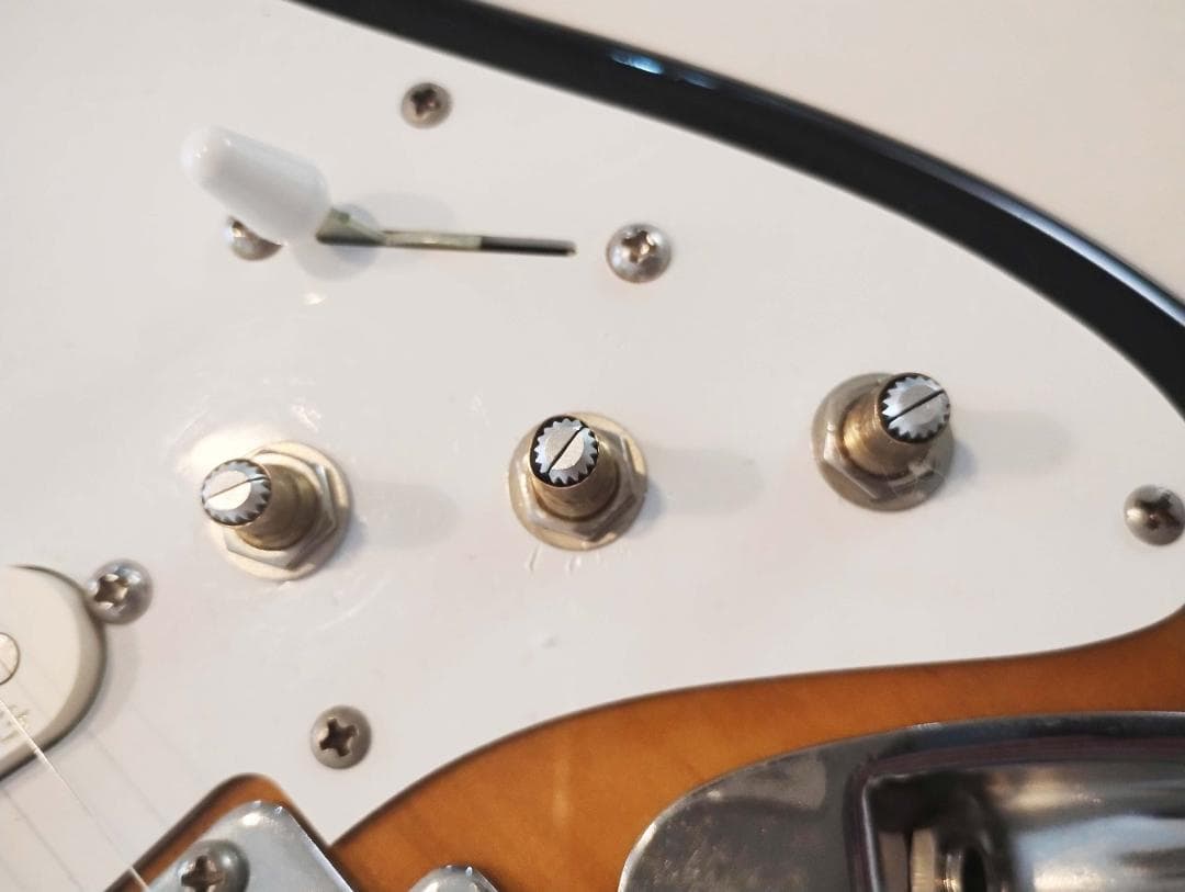 EMGピックアップ】Fender ストラトキャスター【ショートスケール】