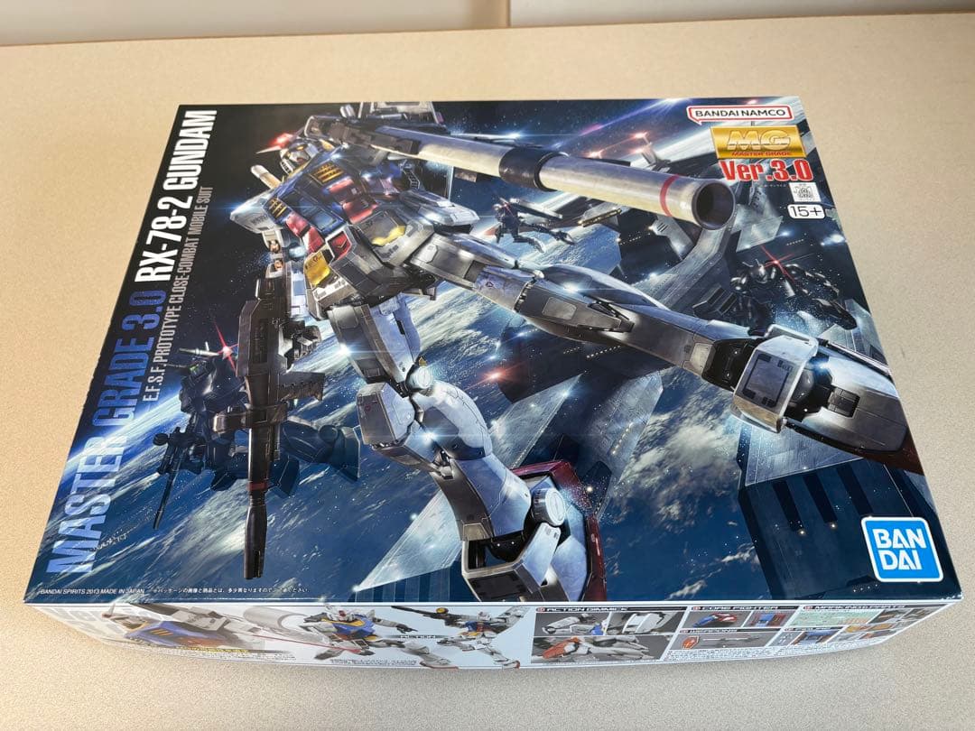 まとめ売りMG ZガンダムVer.Ka＆MGRX-78-2ガンダムVer.3.0 - メルカリ