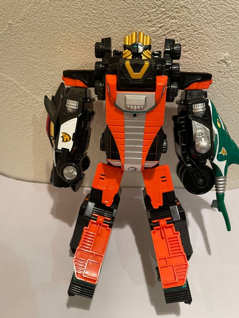 希少 新品未開封炎神戦隊ゴーオンジャーDX 炎神合体エンジンオー