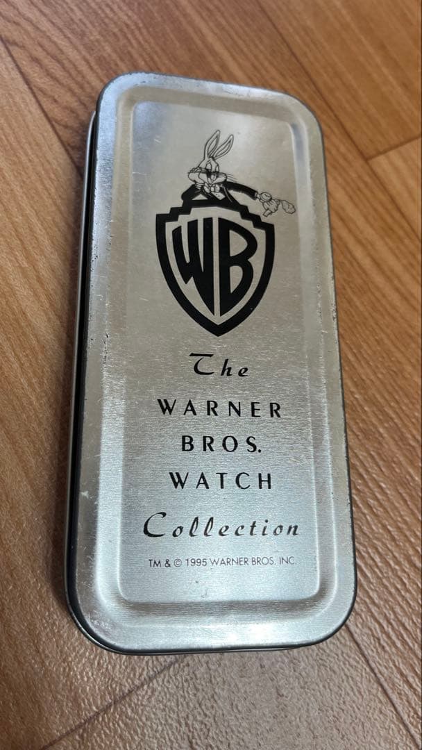 ワーナーブラザーズ キャラクター缶、バッグス・バニービンテージ 限定腕時計