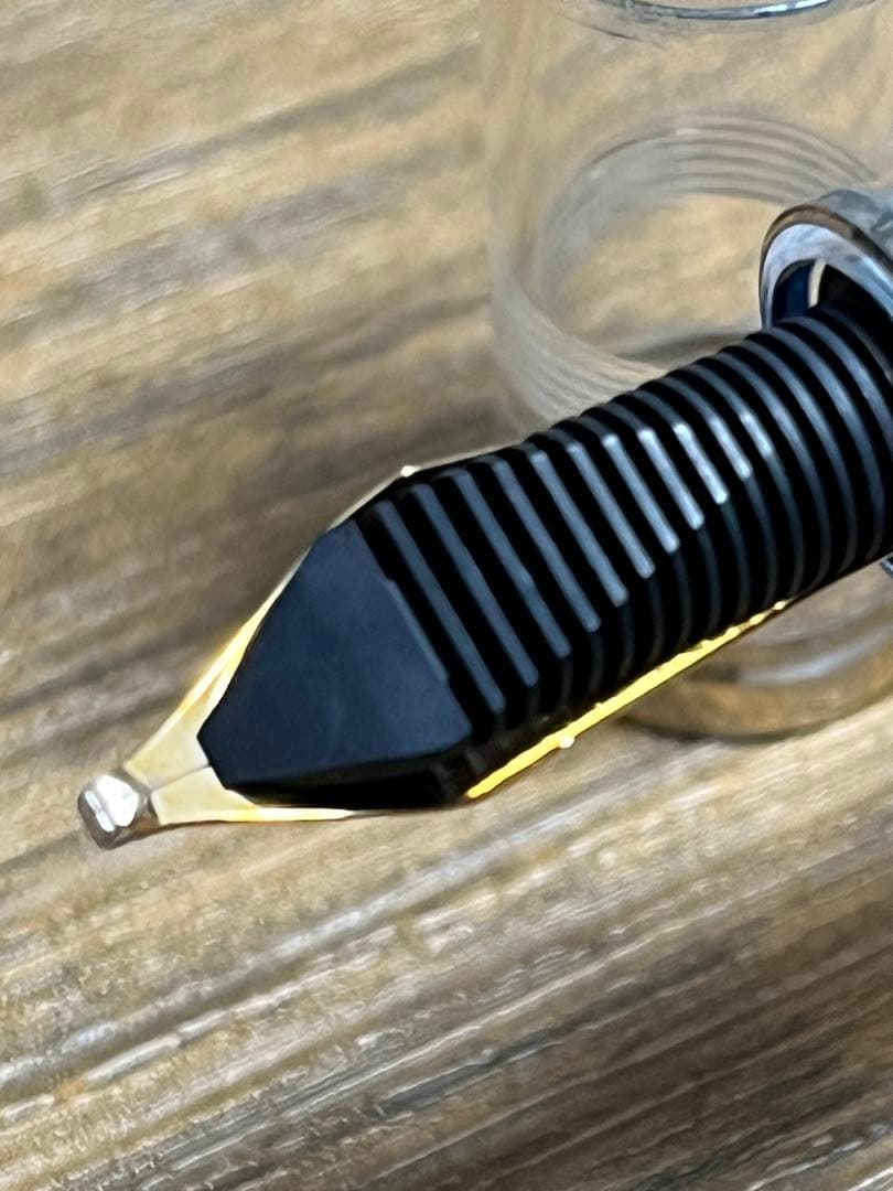 INVISI インビジ デスクペン ブラックブラス rcube アールキューブ