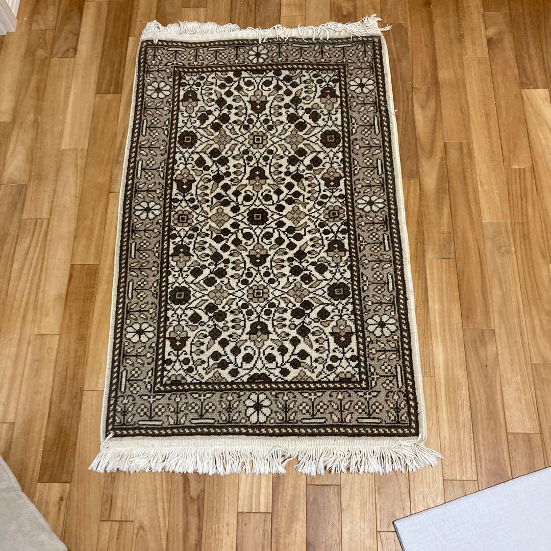 15%OFF】トルコ手織り絨毯 カイセリ産225×149cm ユニークな連続文様