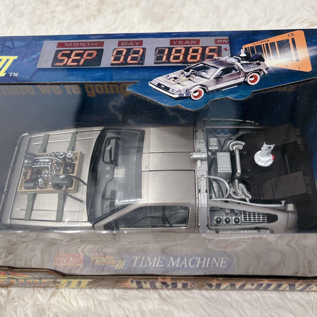 絶版】SunStar 1/18 デロリアン バック・トゥ・ザ・フューチャー