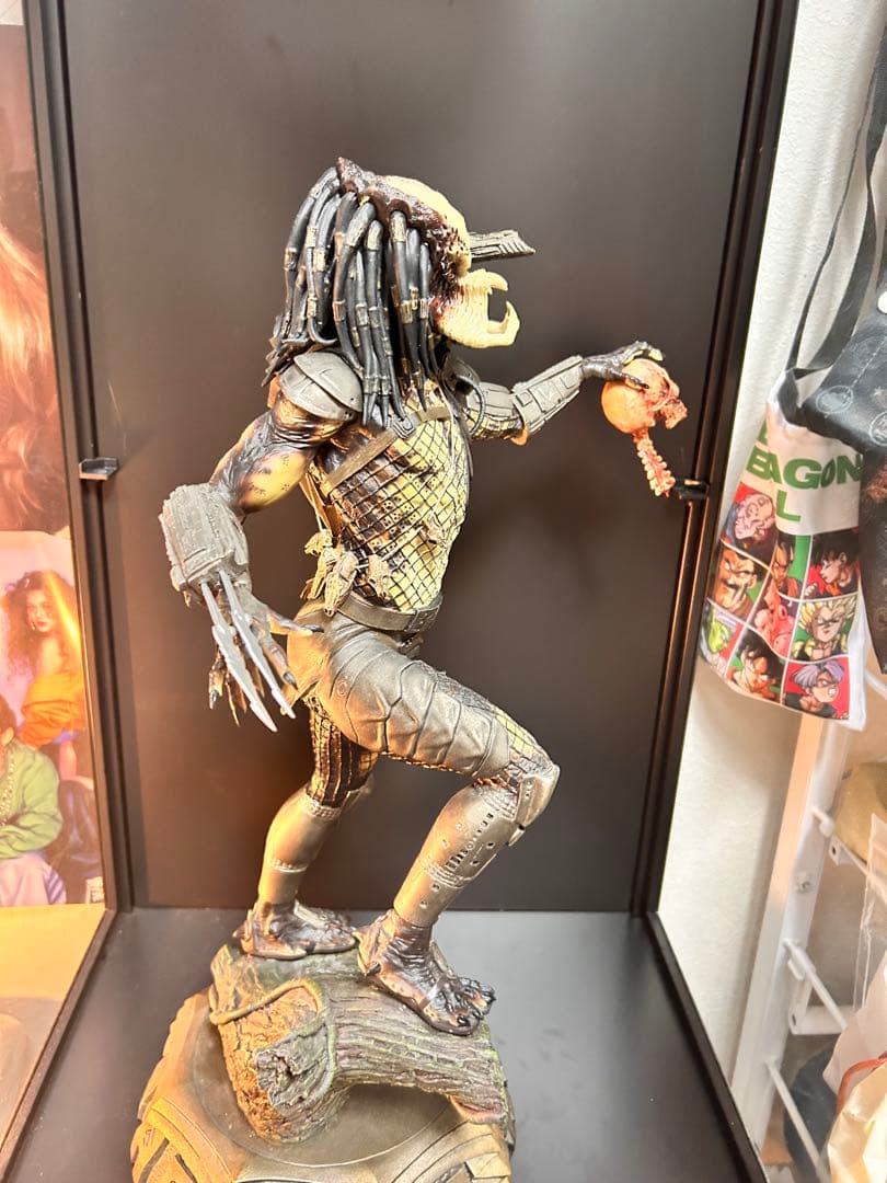 ジャングルハンタープレデター フィギュア