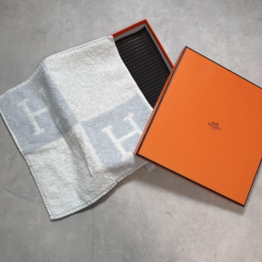 HERMES エルメス タオル ハンドタオル コットン100% 箱付き - メルカリ