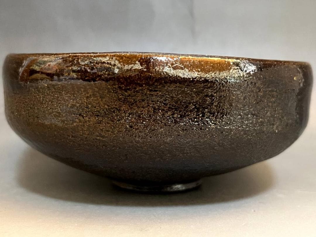 茶碗□大樋焼き【中村長阿弥】馬ダライ型平茶碗 茶釉 桐共