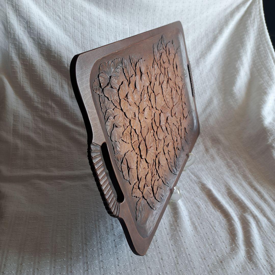 木製彫刻トレイ 花模様