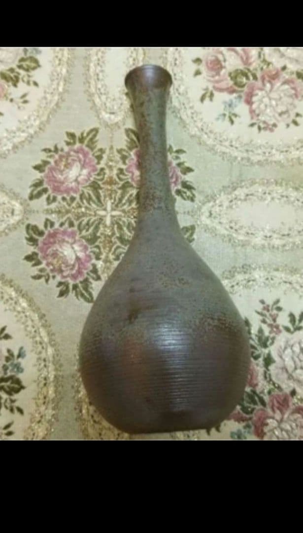 花瓶 一輪挿し備前焼陶弘の一輪挿しです