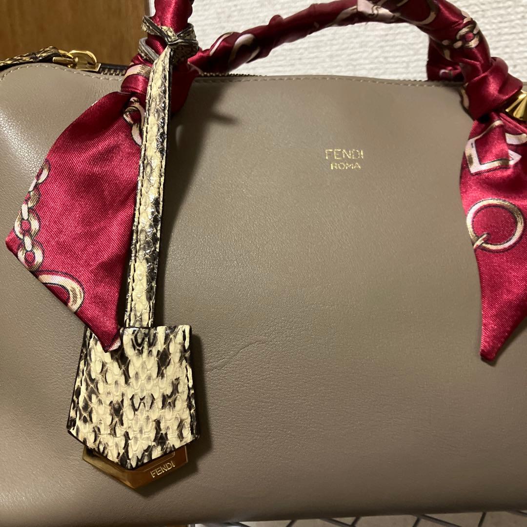 フェンディ バイザウェイ　パイソン 蛇革　2way ※ハンドル部要確認