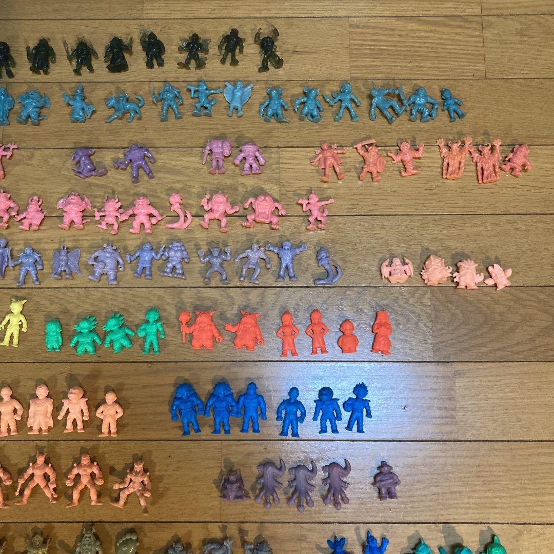 キン消し、キン消し風フィギュア