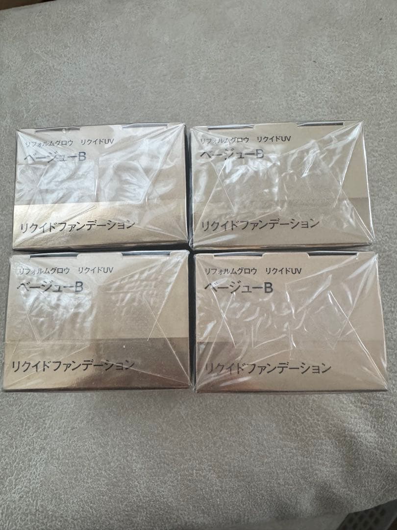 《新品•未使用》コフレドールリフォルムグロウ　ベージュB ファンデーション　4個