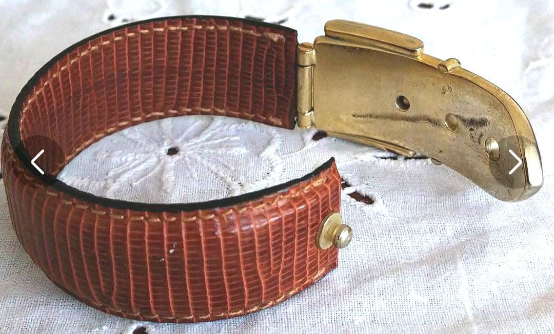 ☆グッチ☆茶型押しバングル