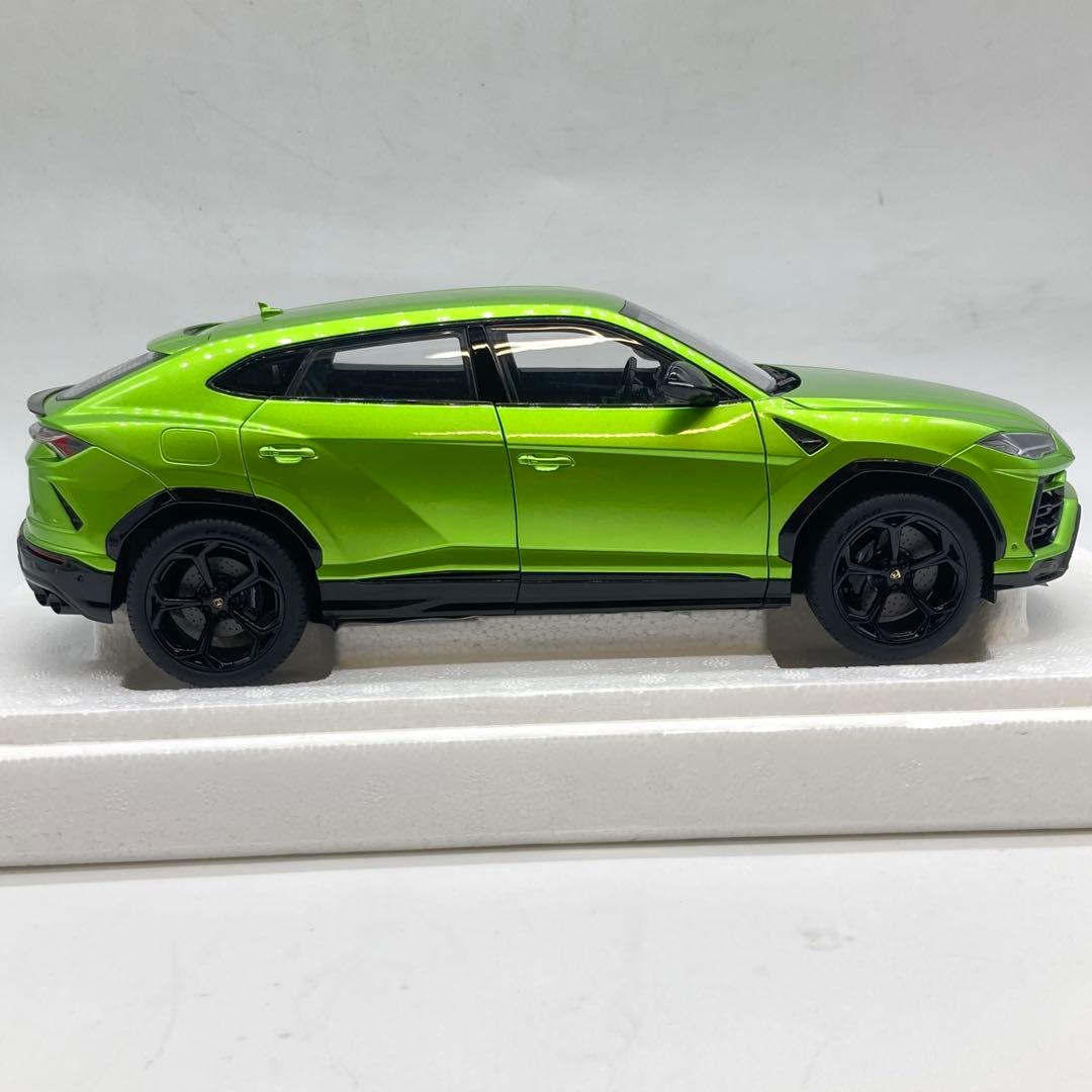 【美品】AUTOart Lamborghini Urus 1/18