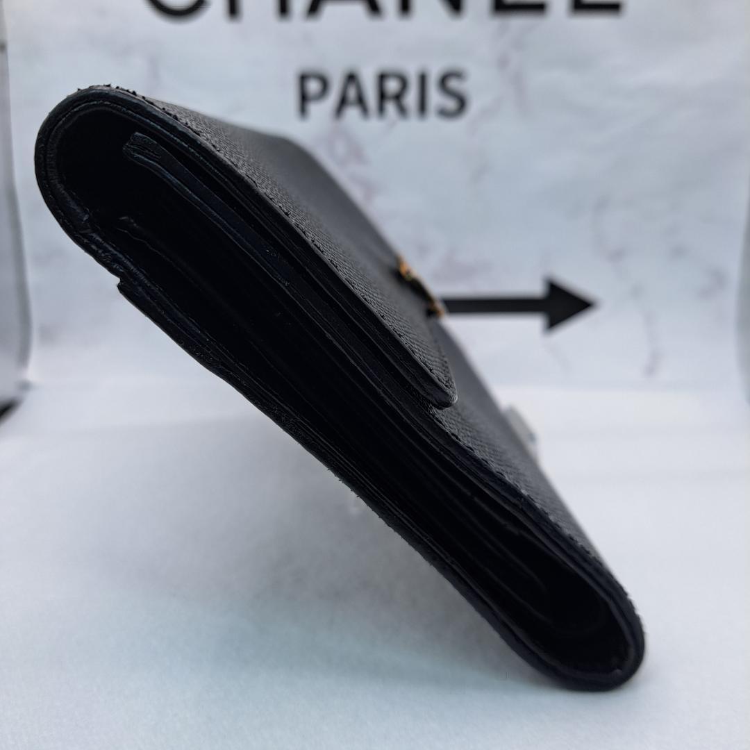 レア品 CHANEL 三つ折り財布 財布 大型 クラシカルデザイン 長財布