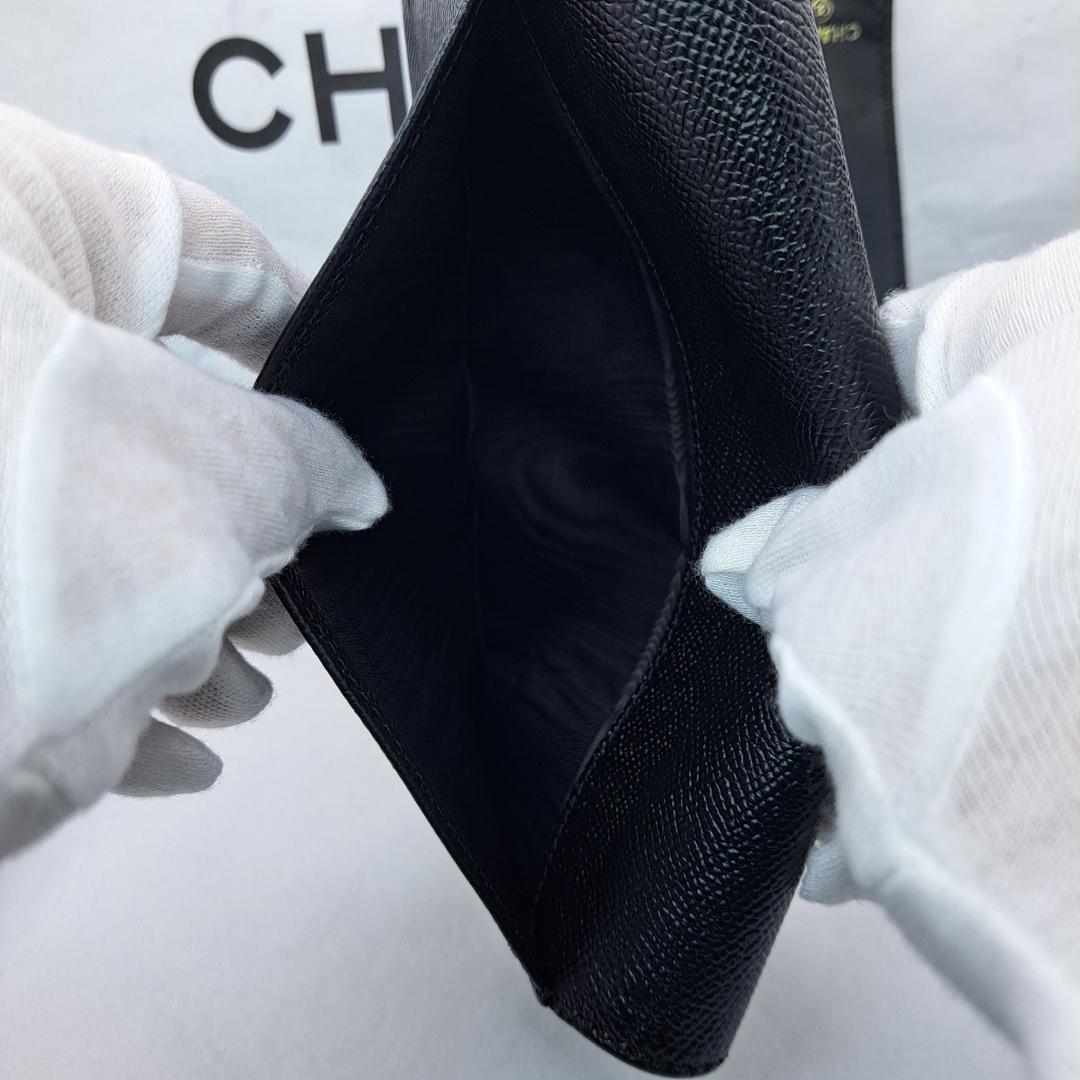 レア品 CHANEL 三つ折り財布 財布 大型 クラシカルデザイン 長財布