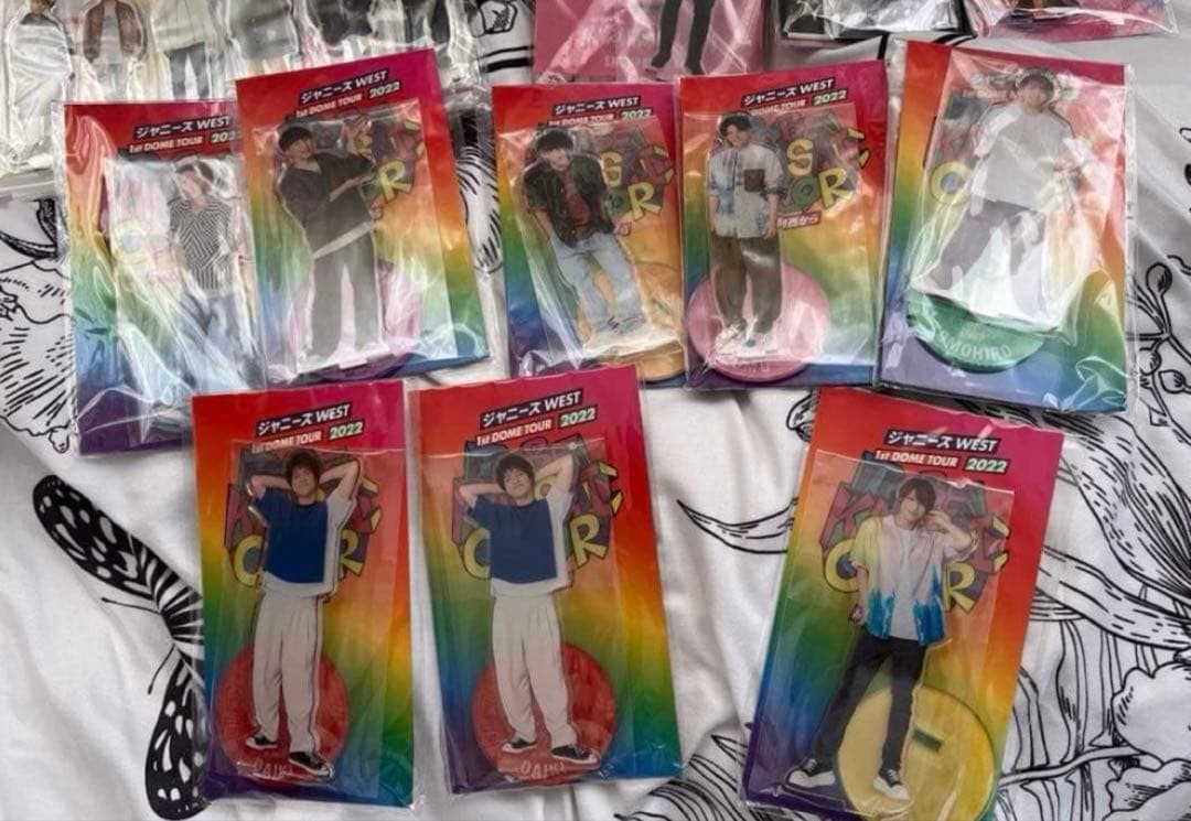 本日限定価格　WEST 歴代アクリルスタンドセット