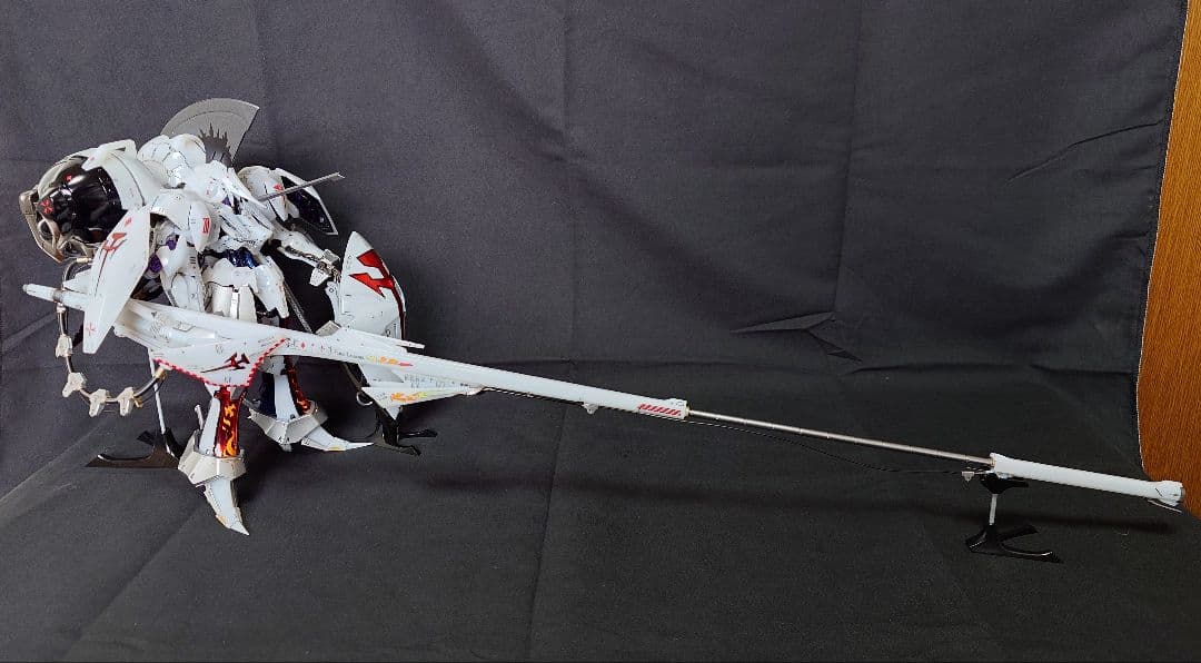 IMS 1/100 レッドミラージュV3 インフェルノナパーム全塗装完成品