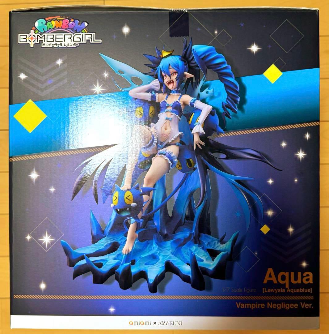 ボンバーガールレインボーアクア1/7スケールフィギュア amakuni